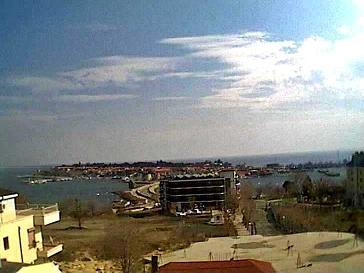 Несебър времето уеб камери изглед към Черно море и 'Стария град' от xотел 'Вила Богданов' Free-WebCamBG