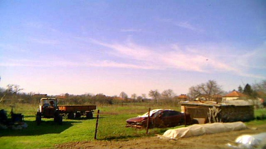 Село Гложене времето уеб камера селскостопански двор и къщи, до Козлодуй и река Дунав, kamerite Free-WebCamBG