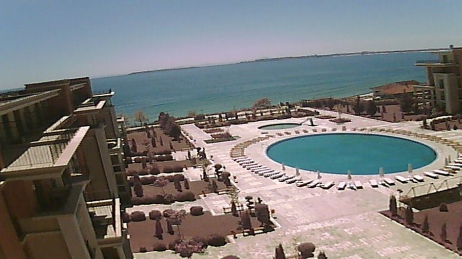 Свети Влас времето уеб камера басейн, плаж и залив Черно море, Черноморски курорт, апартхотел комплекс 'Prestige Fort Beach', kamerite Free-WebCamBG