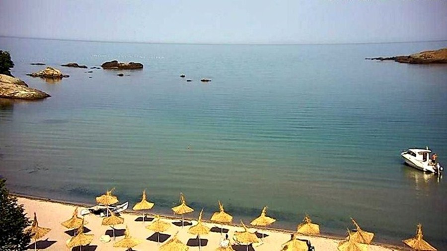 Къмпинг 'Арапя' времето уеб камера нос, плаж, залив и къмпинг на Черно море, до Царево, с 3 залива за сърф, между курортите Лозенец и Царево, kamerite Free-WebCamBG