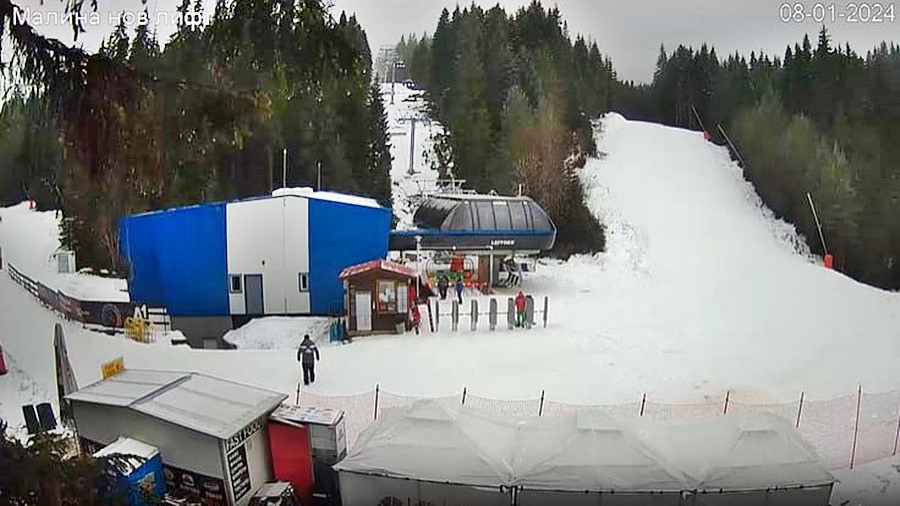 Пампорово времето уеб камери нов лифт ваканционно планинско вилно селище ВС 'Малина', ски писти Родопи планина Free-WebCamBG