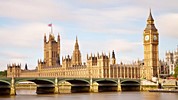 Лондон времето уеб камера Часовниковата кула 'Биг Бен' ('Big Ben'), Кула на Елизабет (висока 96 м.), Парламента, 'Уестминстърски' мост (Westminster Bridge), река Темза, 'Уестминстърски' дворец (Palace of Westminster), столица Англия Великобритания, kamerite Free-WebCamBG