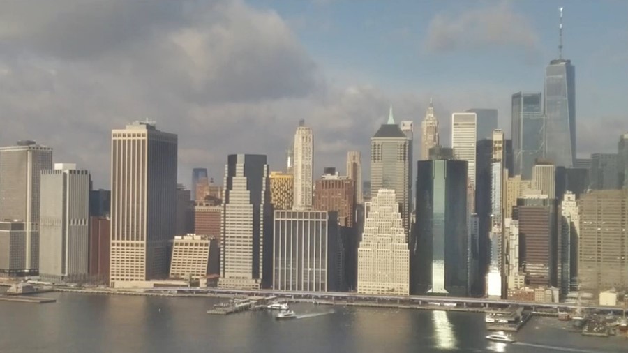 Ню Йорк (New York, NY) времето уеб камера от 'Бруклин' ('Brooklyn') към Долен 'Манхатън' ('Manhattan') & пристанище, САЩ (USA), kamerite Free-WebCamBG